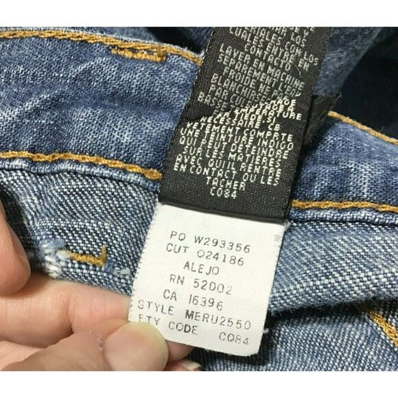 Liz Claiborne Men's Straight Leg Blue Jeans Size 40x28 - Picture 9 of 11